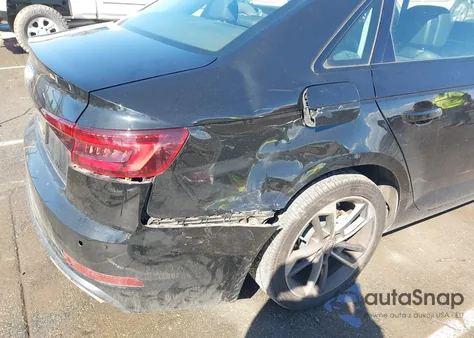 2019 Audi A4 40 Premium/40 Titanium Premium z USA, uszkodzony, nr VIN WAUGMAF47KN019523